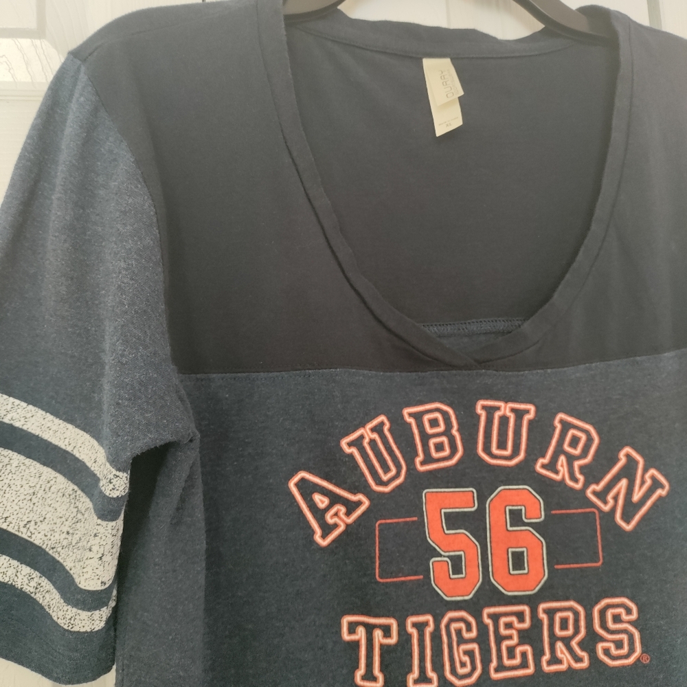 Auburn Tigers Women XL Slim Fit Jersey T-shirt Football V-neck - Picture 4 of 10